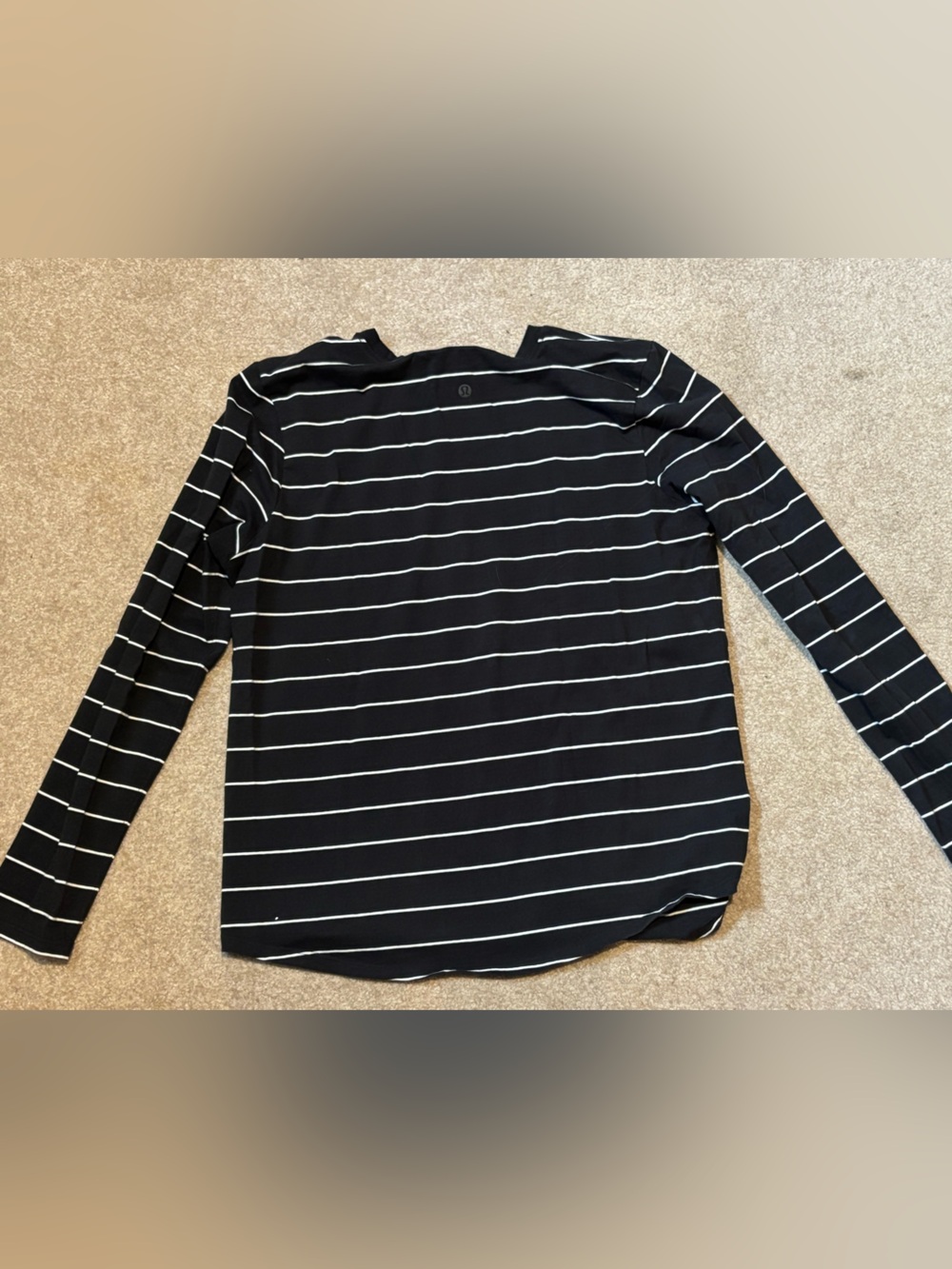 Lululemon women’s long sleeve striped size 10